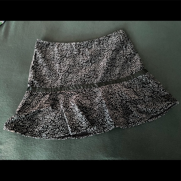 H&M Divided Mini Skirt - Picture 4 of 16